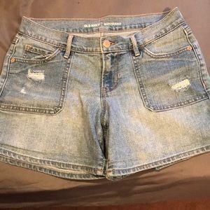 Old navy boyfriend shorts